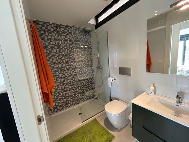 2 bedroom Apartment for sale in Pilar de la Horadada - € 290,000 (Ref: 10028404)