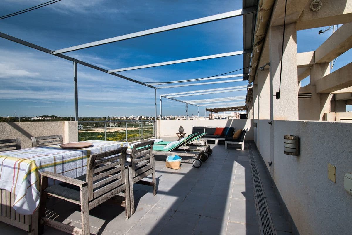 2 bedroom Apartment for sale in Pilar de la Horadada - € 290,000 (Ref: 10028404)