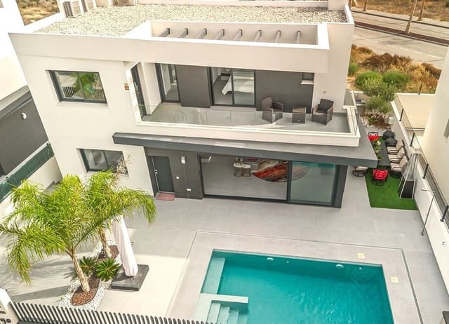 4 quarto Moradia para venda em Algorfa com piscina - 565 900 € (Ref: 10028408)