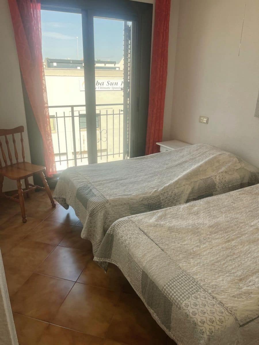 Apartamento de 2 habitaciones en Cabo Roig en venta - 205.000 € (Ref: 10028409)