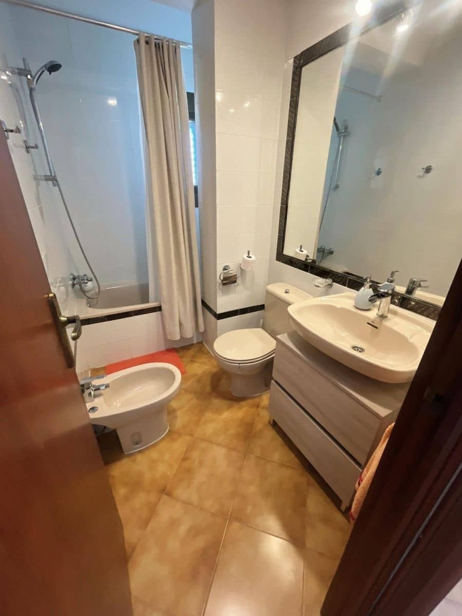 Apartamento de 2 habitaciones en Cabo Roig en venta - 205.000 € (Ref: 10028409)