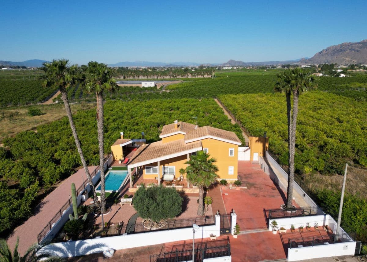 5 Zimmer Villa zu verkaufen in Orihuela - 675.000 € (Ref: 10028412)