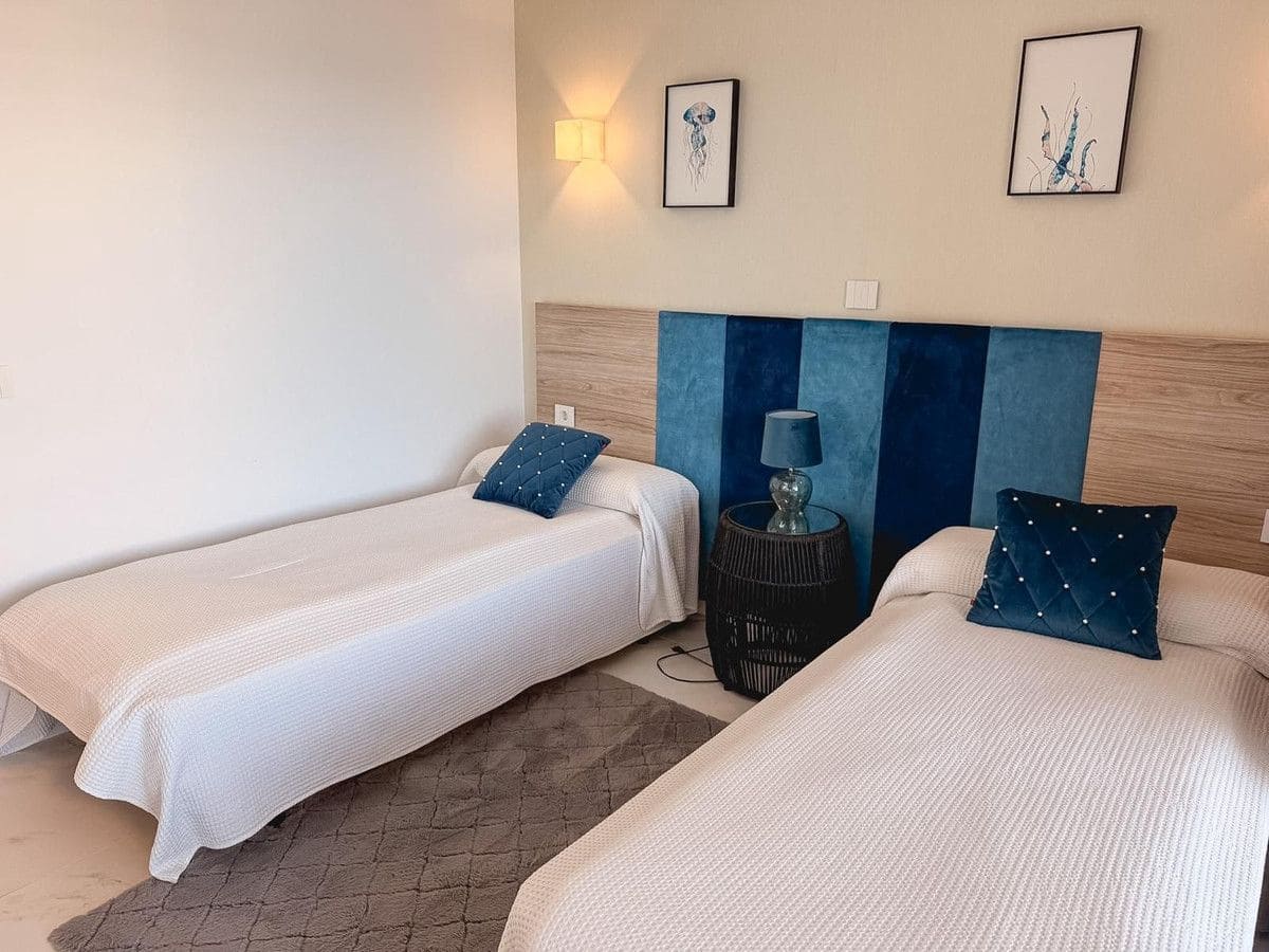 2 soveværelse Lejlighed til salg i Orihuela Costa med swimmingpool - € 489.000 (Ref: 10028414)