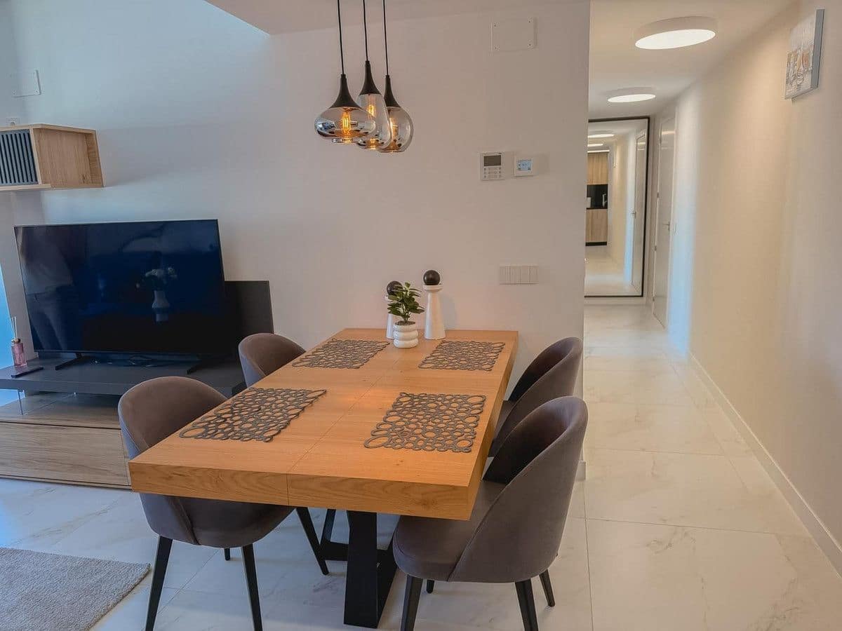 2 soveværelse Lejlighed til salg i Orihuela Costa med swimmingpool - € 489.000 (Ref: 10028414)