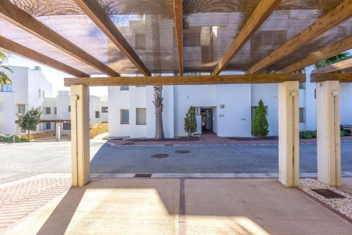 Apartamento de 2 habitaciones en Orihuela en venta con piscina - 275.000 € (Ref: 10028416)