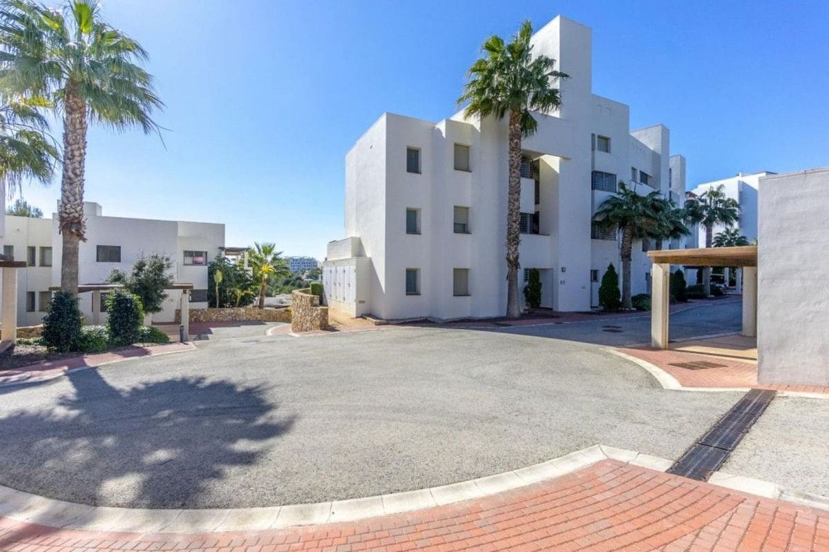 Apartamento de 2 habitaciones en Orihuela en venta con piscina - 275.000 € (Ref: 10028416)