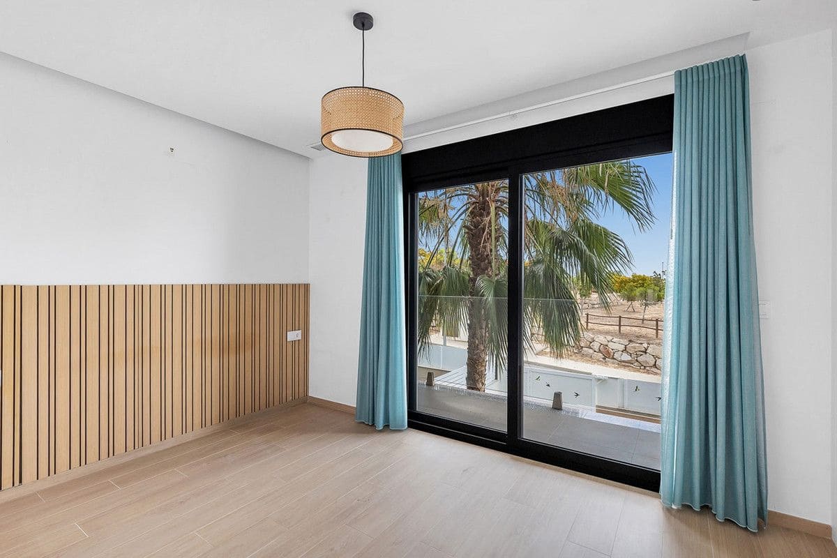 3 sovrum Villa till salu i Benijofar med pool - 529 500 € (Ref: 10028421)