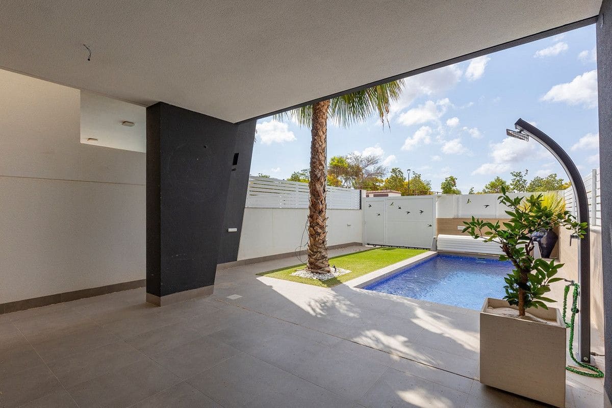 3 sovrum Villa till salu i Benijofar med pool - 529 500 € (Ref: 10028421)