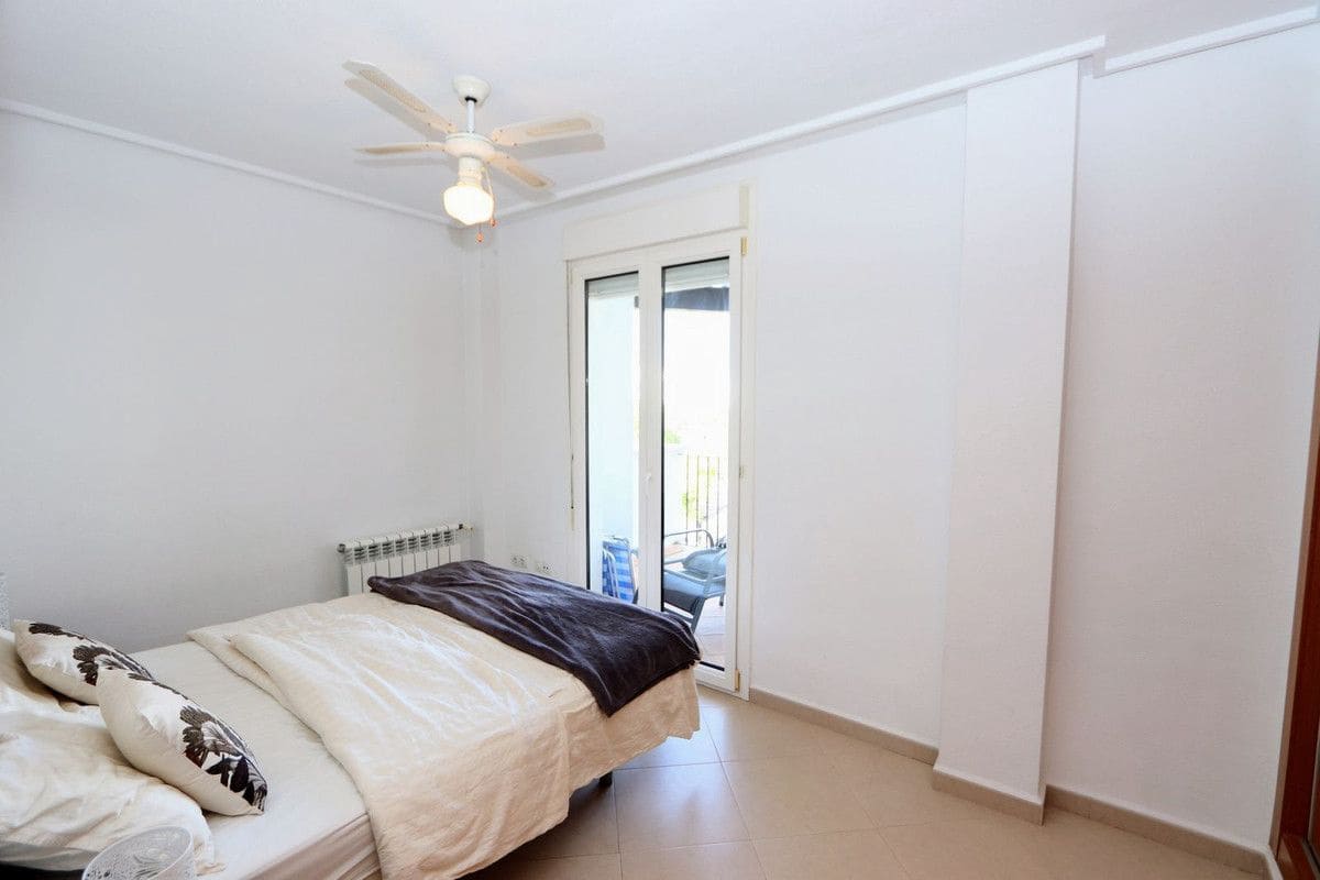2 slaapkamer Appartement te koop in La Torre Golf Resort met zwembad - € 170.000 (Ref: 10028424)