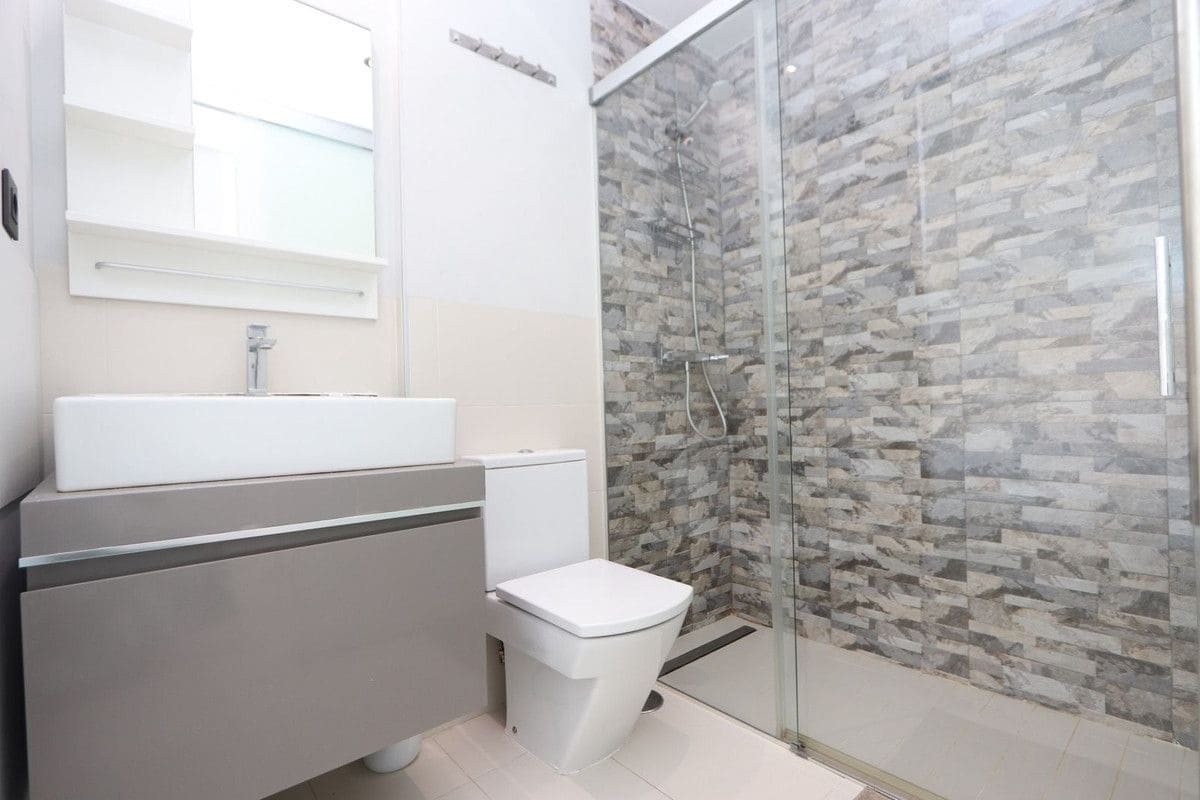 2 Zimmer Apartment zu verkaufen in Orihuela Costa mit Pool - 234.000 € (Ref: 10028439)