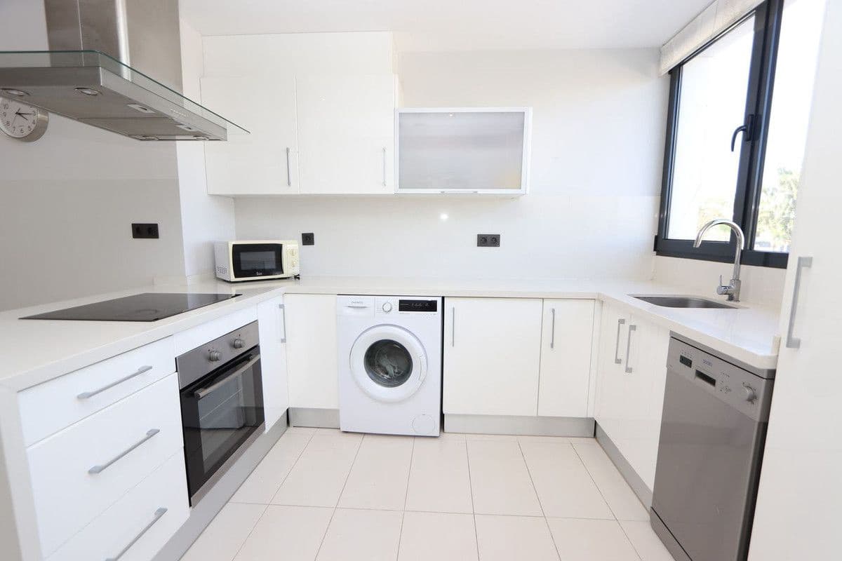 2 Zimmer Apartment zu verkaufen in Orihuela Costa mit Pool - 234.000 € (Ref: 10028439)