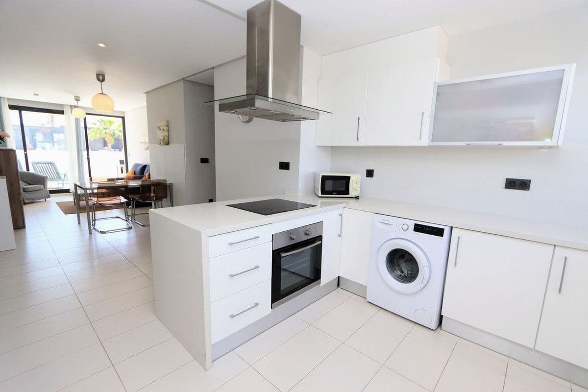 2 Zimmer Apartment zu verkaufen in Orihuela Costa mit Pool - 234.000 € (Ref: 10028439)