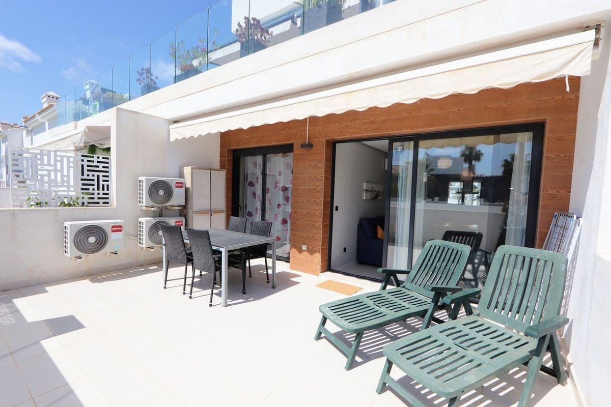 2 Zimmer Apartment zu verkaufen in Orihuela Costa mit Pool - 234.000 € (Ref: 10028439)