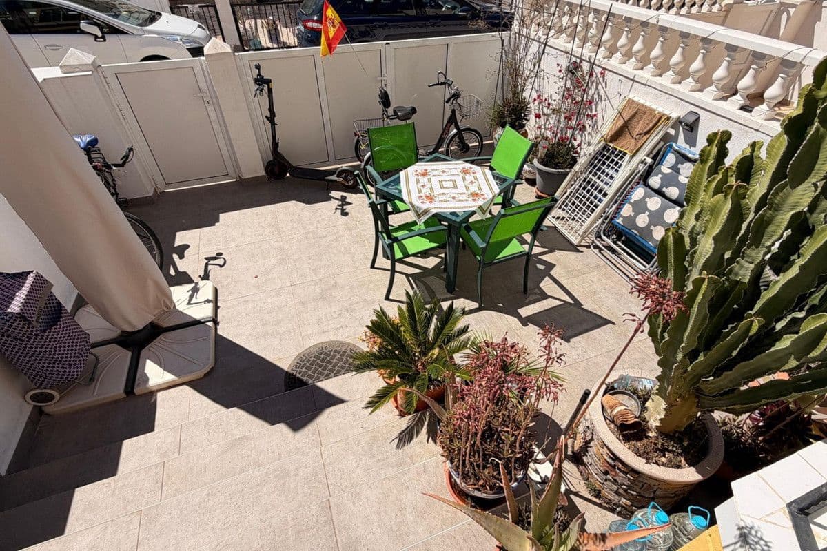 3 soverom Hus til salgs i Guardamar del Segura med svømmebasseng - € 195 000 (Ref: 10028440)