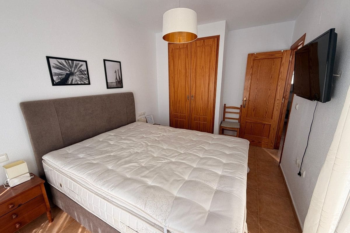 3 soverom Hus til salgs i Guardamar del Segura med svømmebasseng - € 195 000 (Ref: 10028440)