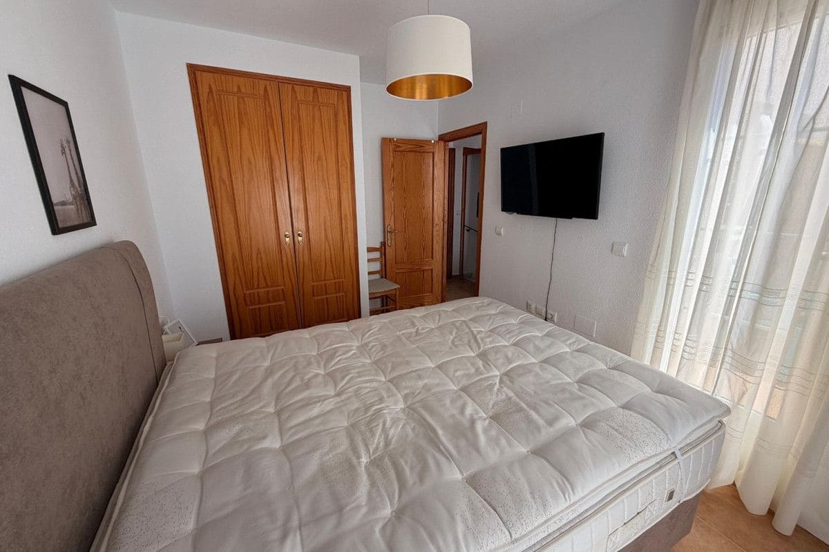 3 soverom Hus til salgs i Guardamar del Segura med svømmebasseng - € 195 000 (Ref: 10028440)
