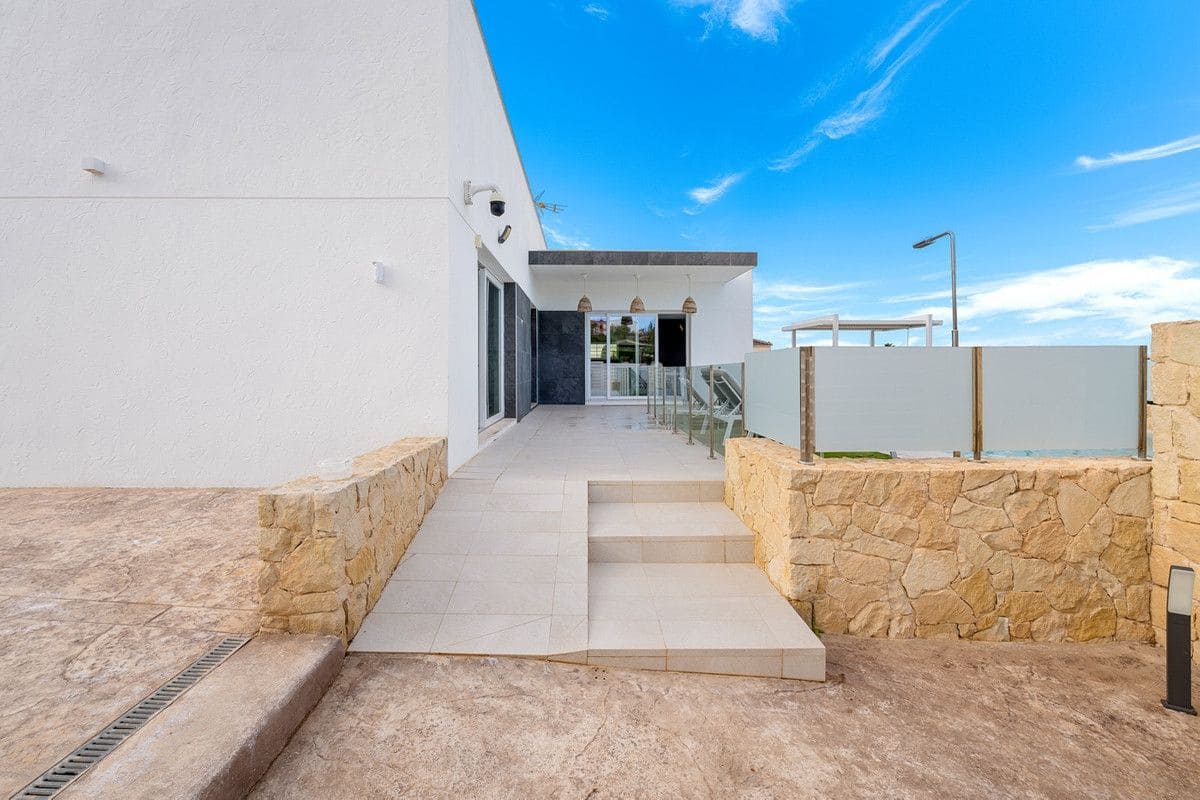 4 camera da letto Villa in vendita in Algorfa con piscina - 899.000 € (Rif: 10028446)