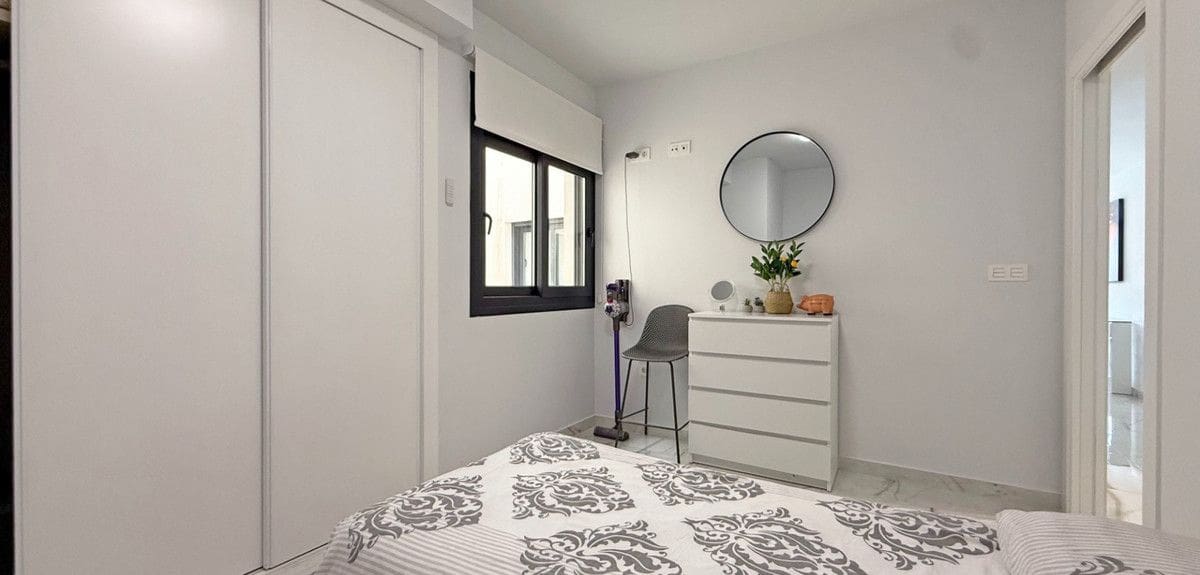 2 sypialnia Apartament na sprzedaż w Orihuela Costa z basenem - 249 000 € (Ref: 10028447)