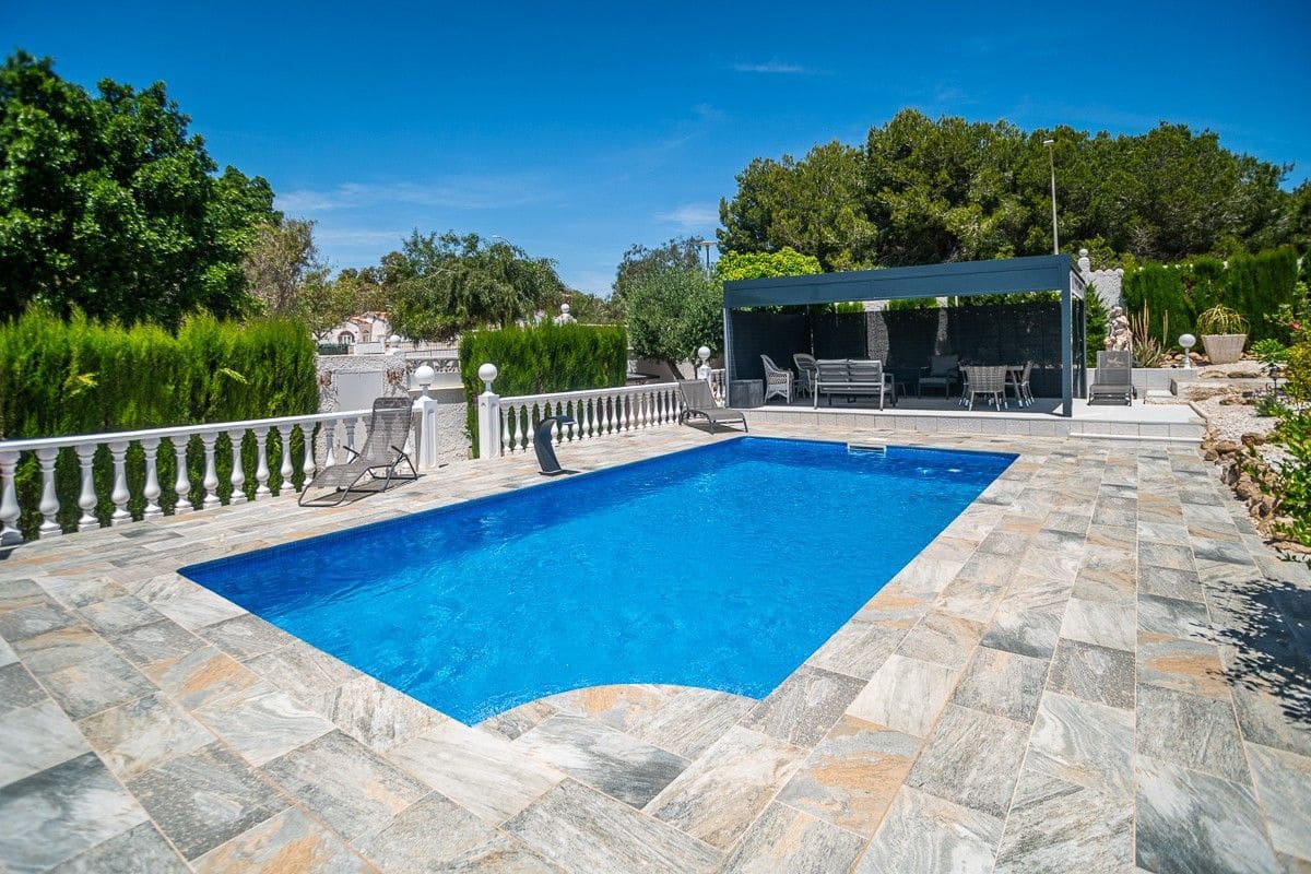 3 quarto Moradia para venda em La Marina com piscina - 525 000 € (Ref: 10028448)