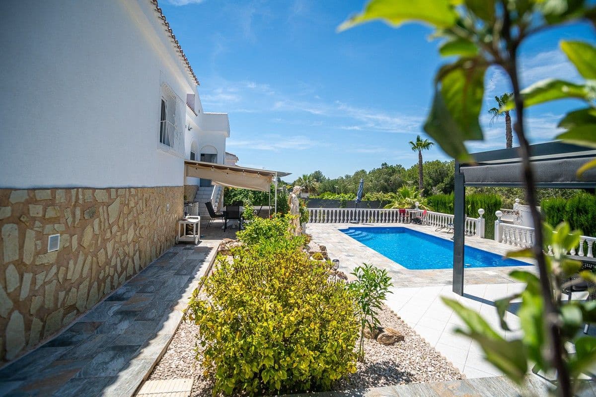 3 quarto Moradia para venda em La Marina com piscina - 525 000 € (Ref: 10028448)