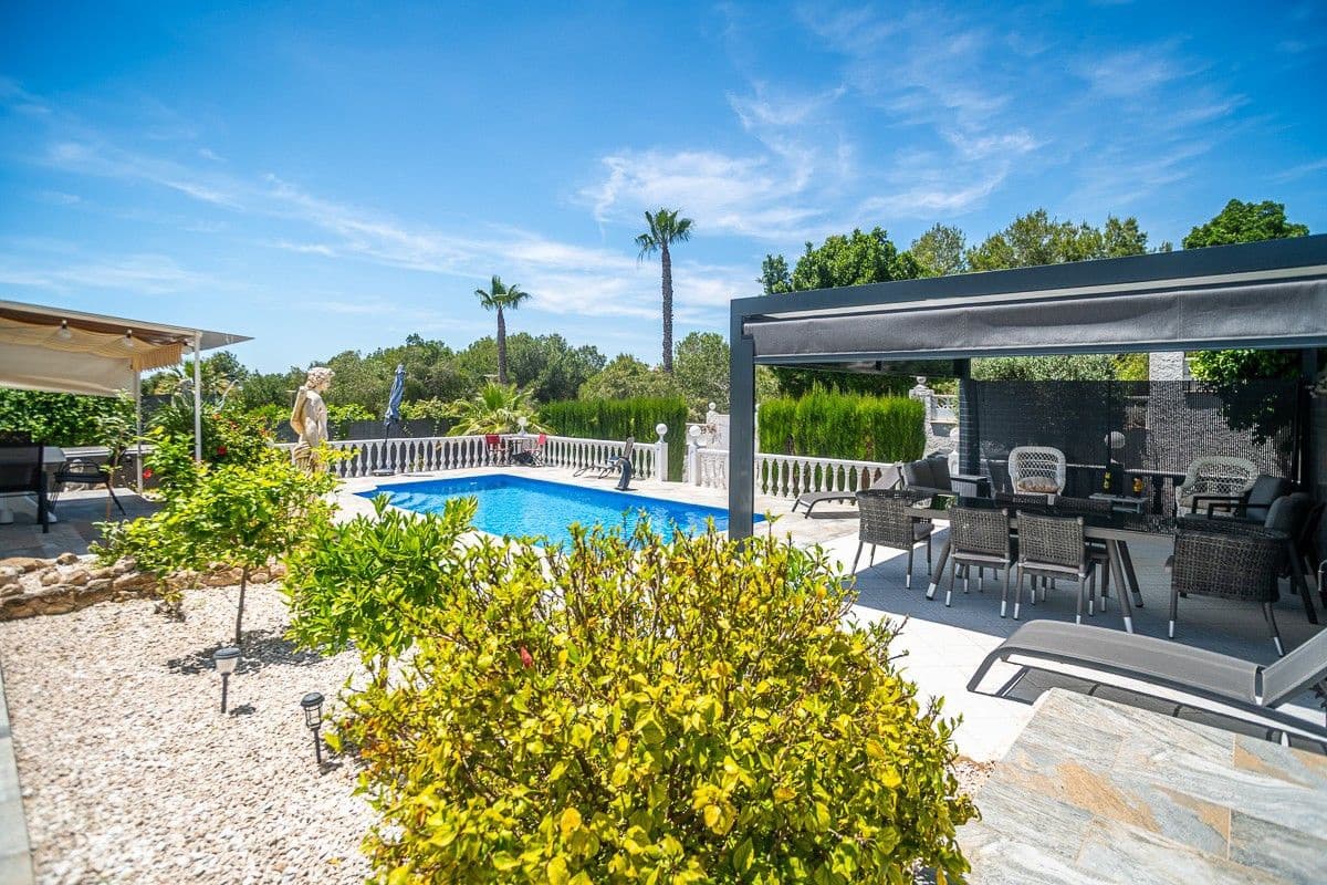 3 quarto Moradia para venda em La Marina com piscina - 525 000 € (Ref: 10028448)
