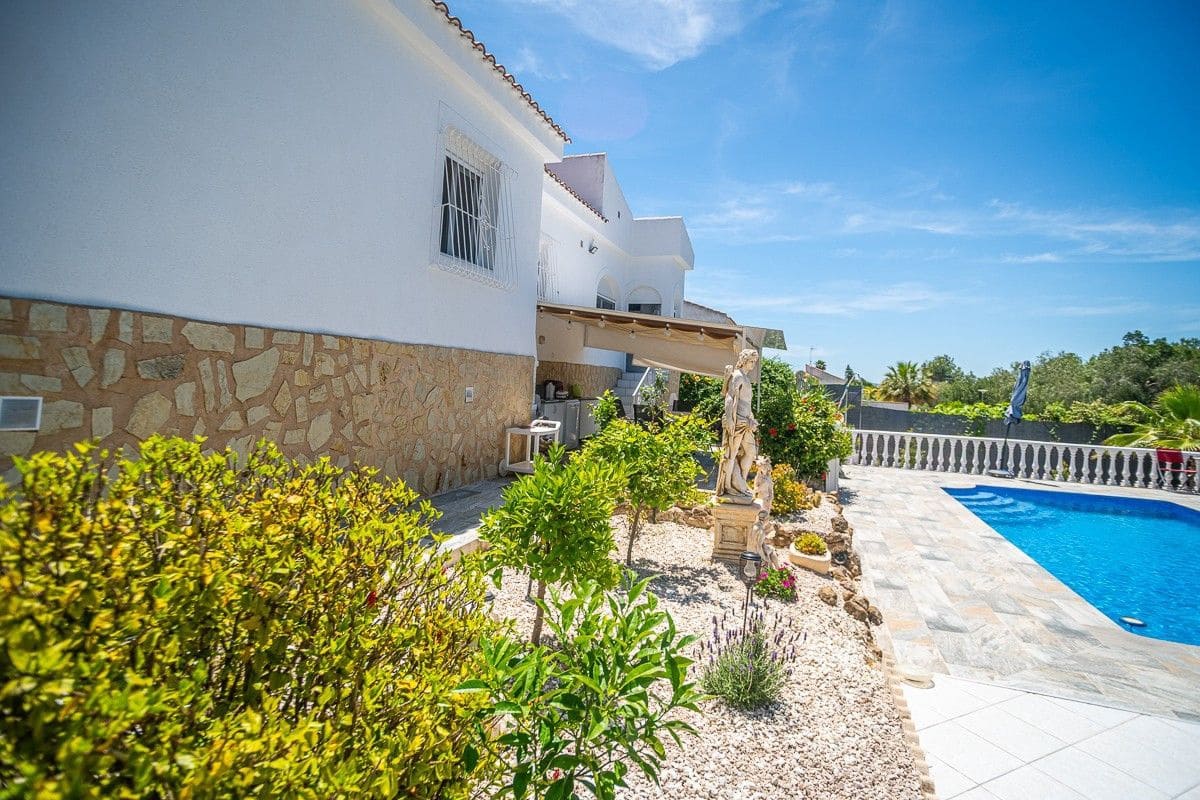 3 quarto Moradia para venda em La Marina com piscina - 525 000 € (Ref: 10028448)