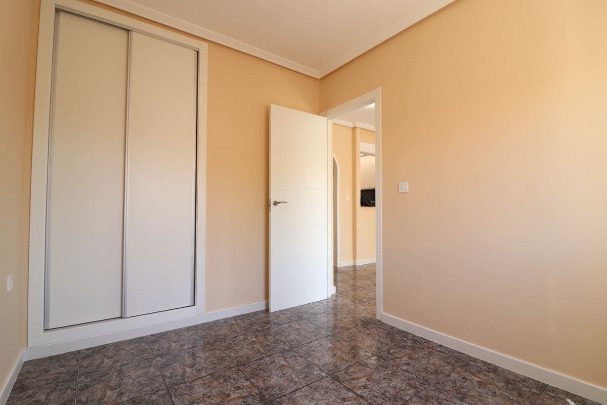 2 chambre Appartement à vendre à Orihuela Costa avec piscine - 169 000 € (Ref: 10028453)