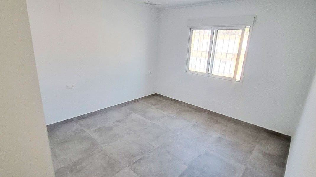 3 makuuhuone Huvila myytävänä paikassa Catral - 410 000 € (Ref: 10028454)