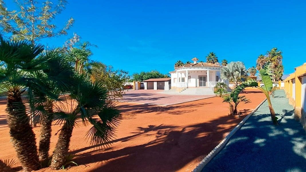 3 soveværelse Villa til salg i Catral - € 415.000 (Ref: 10028456)