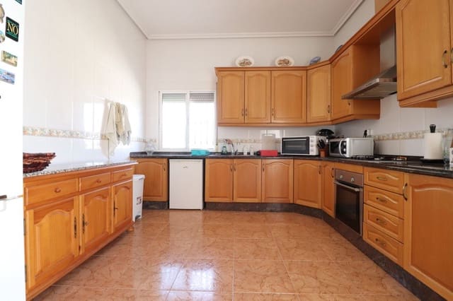 3 soveværelse Villa til salg i Albatera med swimmingpool - € 325.000 (Ref: 10028458)