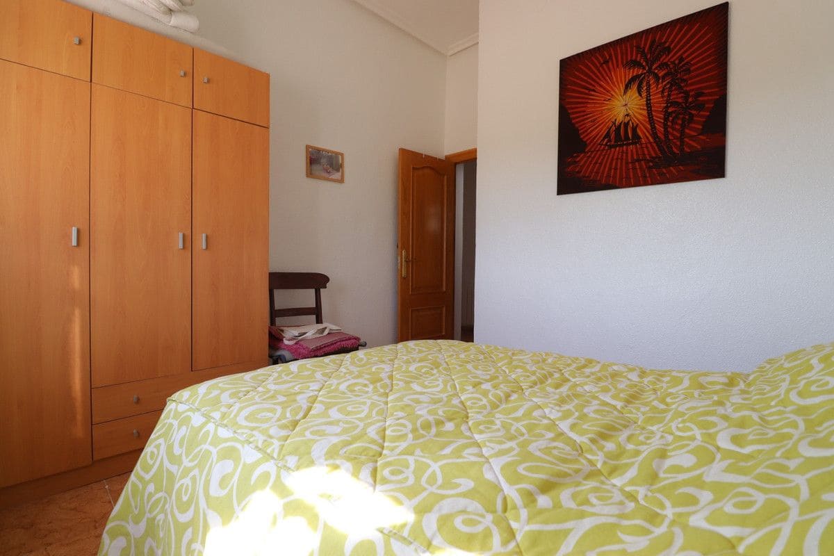 3 bedroom Villa for sale in Albatera with pool - € 325,000 (Ref: 10028458)