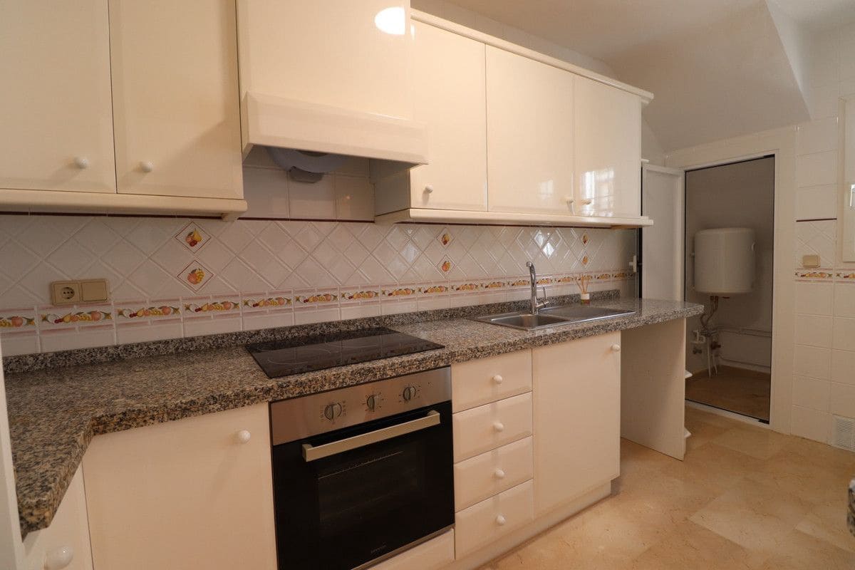 2 sypialnia Willa na sprzedaż w Orihuela Costa z basenem - 215 000 € (Ref: 10028459)
