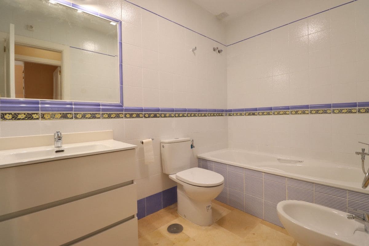 2 sypialnia Willa na sprzedaż w Orihuela Costa z basenem - 215 000 € (Ref: 10028459)