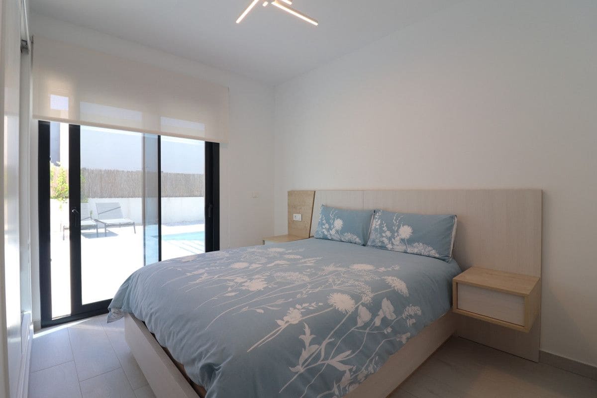 3 quarto Moradia para venda em Algorfa com piscina - 619 950 € (Ref: 10028461)