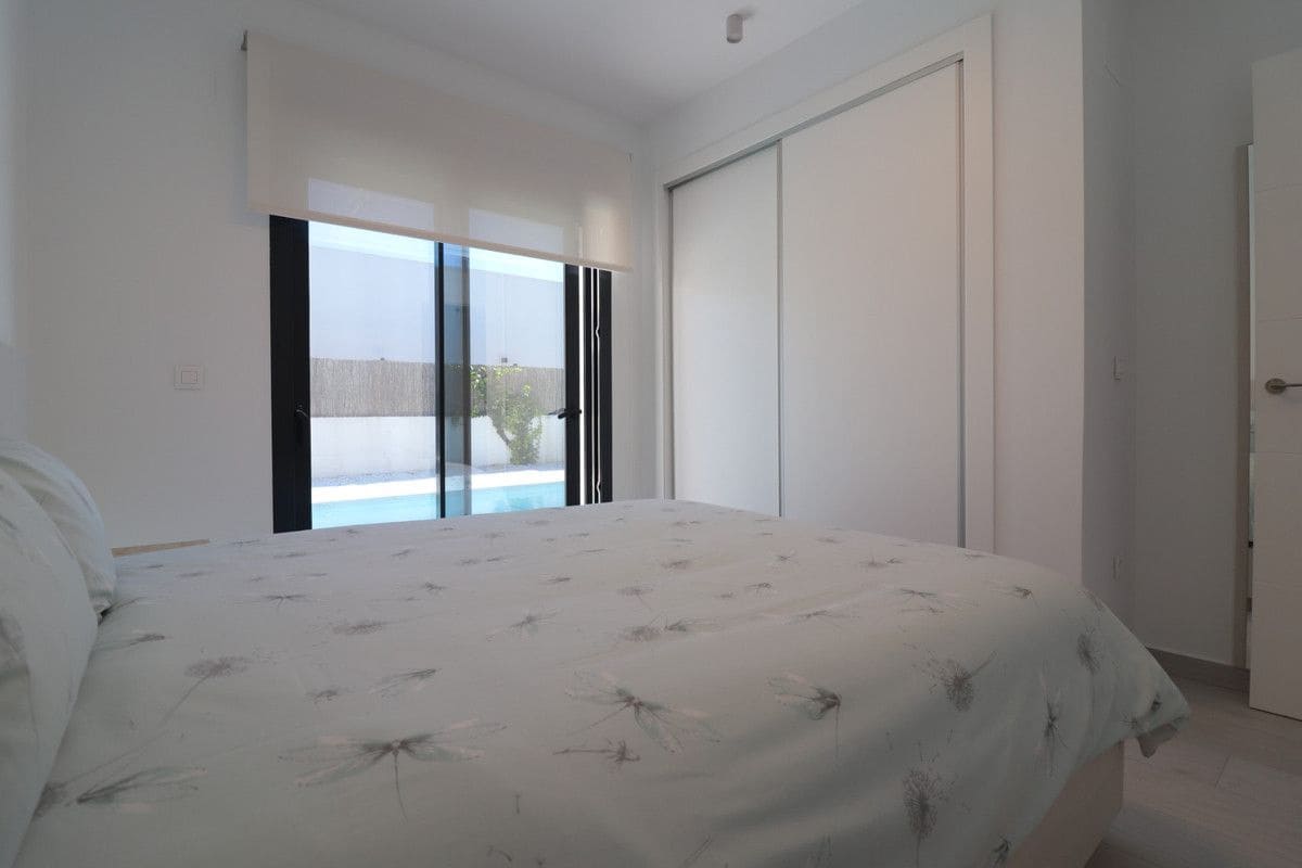 3 quarto Moradia para venda em Algorfa com piscina - 619 950 € (Ref: 10028461)