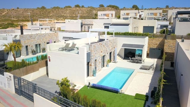 3 quarto Moradia para venda em Algorfa com piscina - 619 950 € (Ref: 10028461)