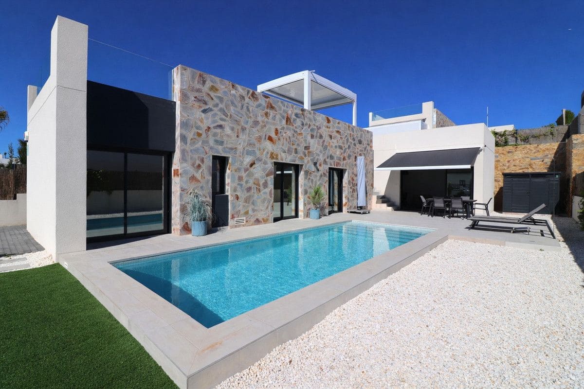 3 quarto Moradia para venda em Algorfa com piscina - 619 950 € (Ref: 10028461)