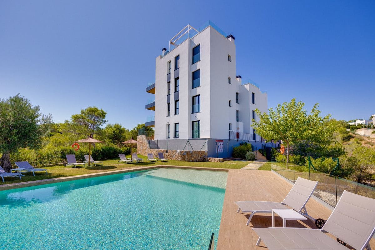 Apartamento de 2 habitaciones en Las Colinas Golf en venta con piscina - 449.000 € (Ref: 10028463)