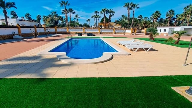 3 sovrum Villa till salu i Catral - 440 000 € (Ref: 10028465)