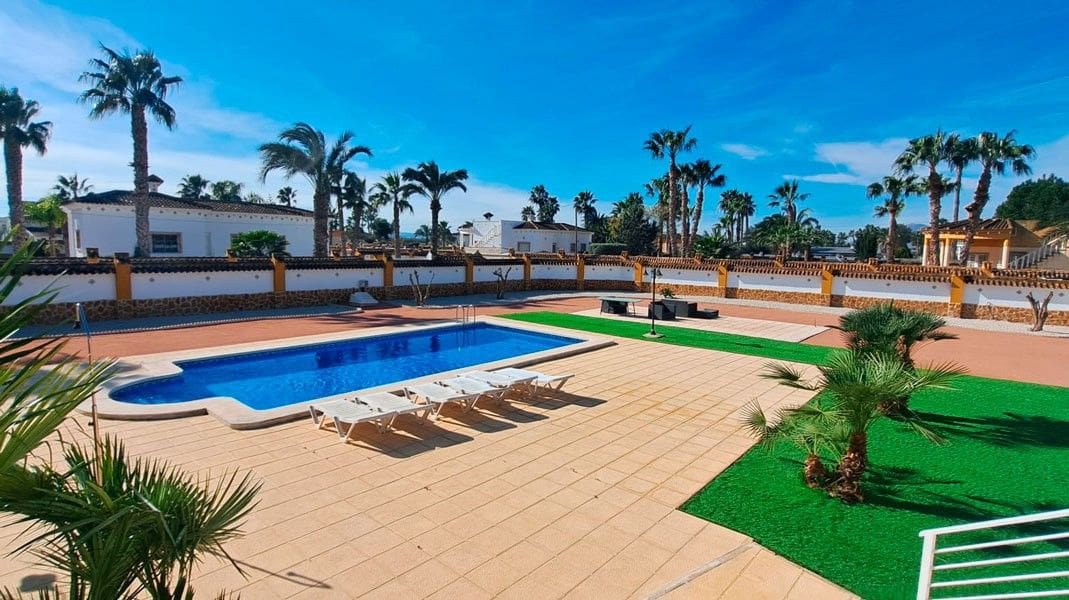 3 sovrum Villa till salu i Catral - 440 000 € (Ref: 10028465)