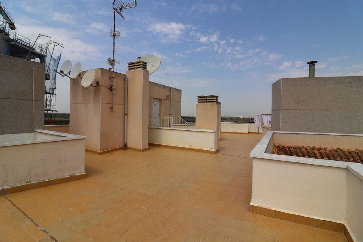 2 slaapkamer Appartement te koop in Guardamar del Segura met zwembad - € 149.950 (Ref: 10028466)
