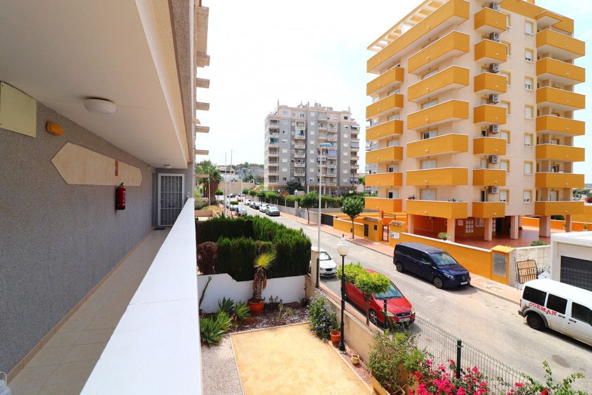 2 slaapkamer Appartement te koop in Guardamar del Segura met zwembad - € 149.950 (Ref: 10028466)