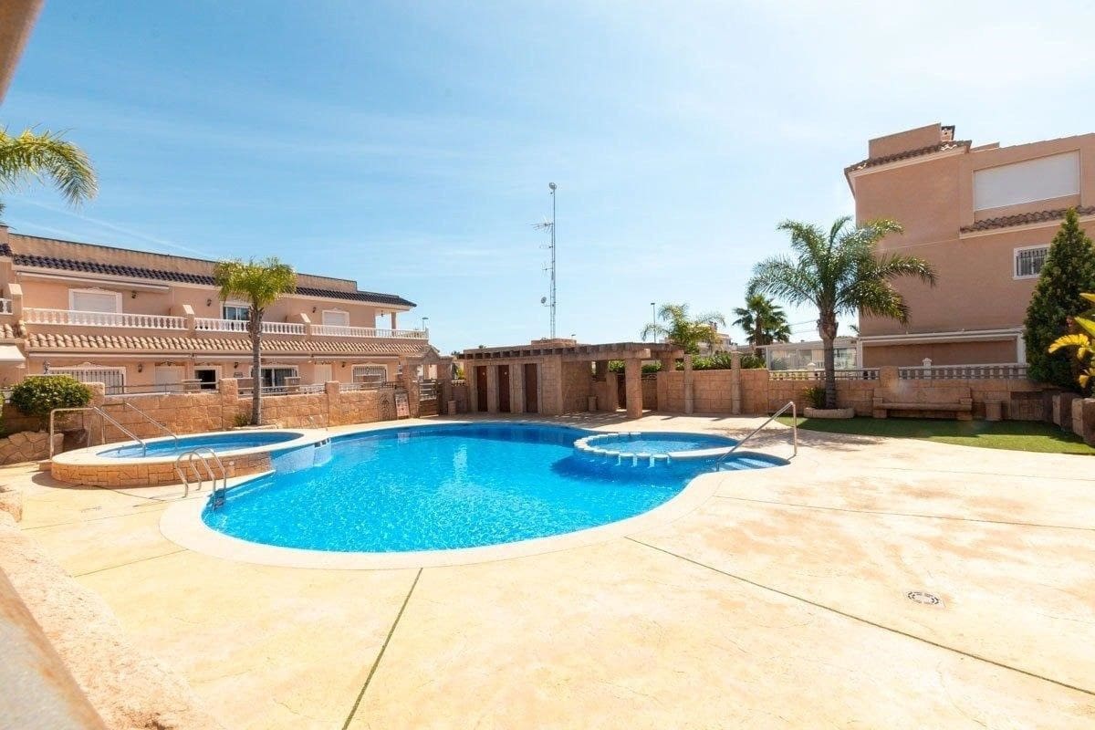 3 soverom Leilighet til salgs i Orihuela Costa med svømmebasseng - € 395 000 (Ref: 10028467)