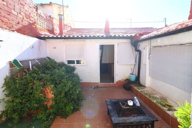 4 bedroom Villa for sale in Benijófar - € 160,000 (Ref: 10028470)