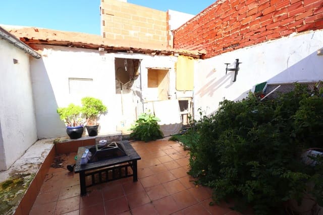 4 bedroom Villa for sale in Benijófar - € 160,000 (Ref: 10028470)