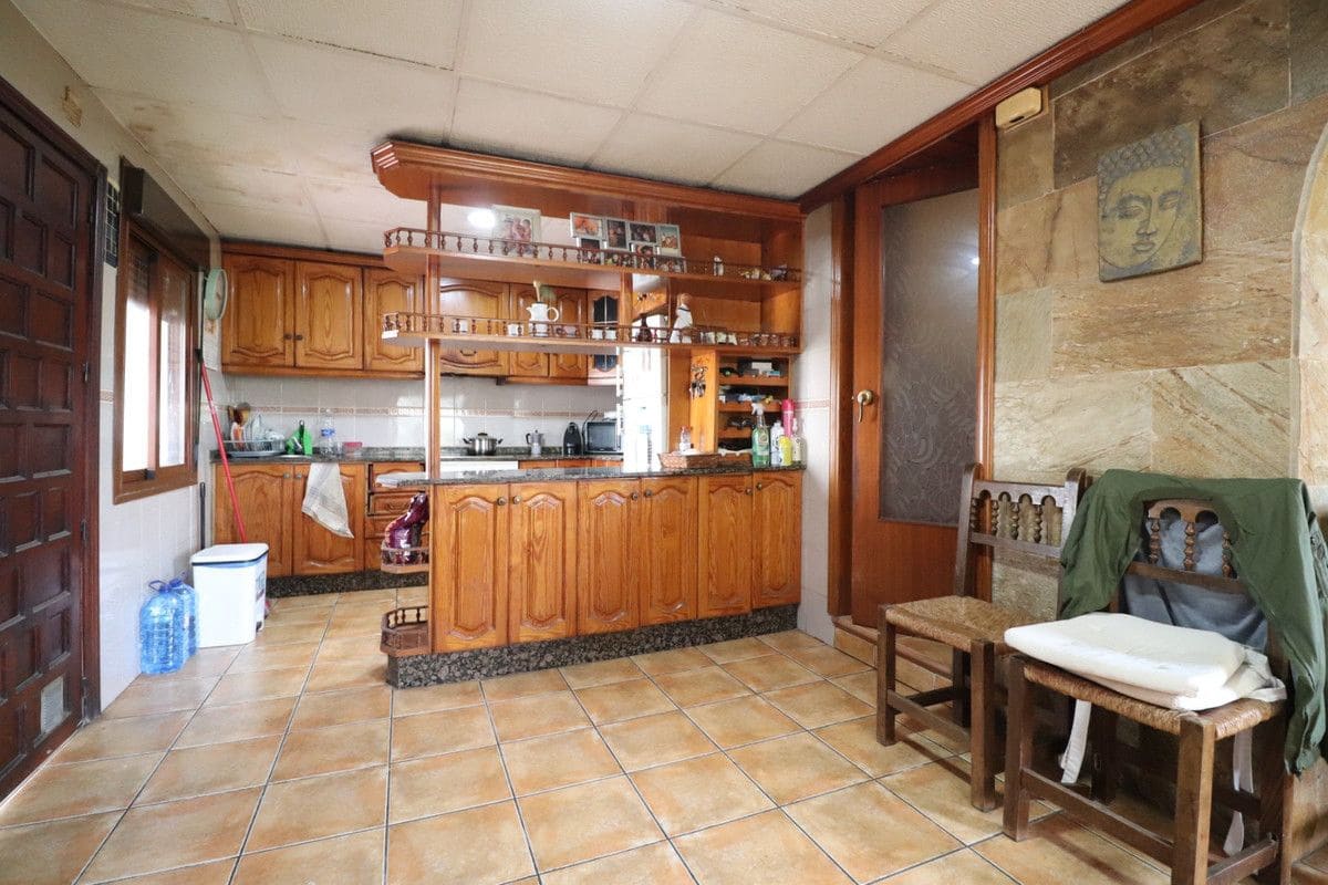 5 makuuhuone Huvila myytävänä paikassa Almoradi - 169 000 € (Ref: 10028472)