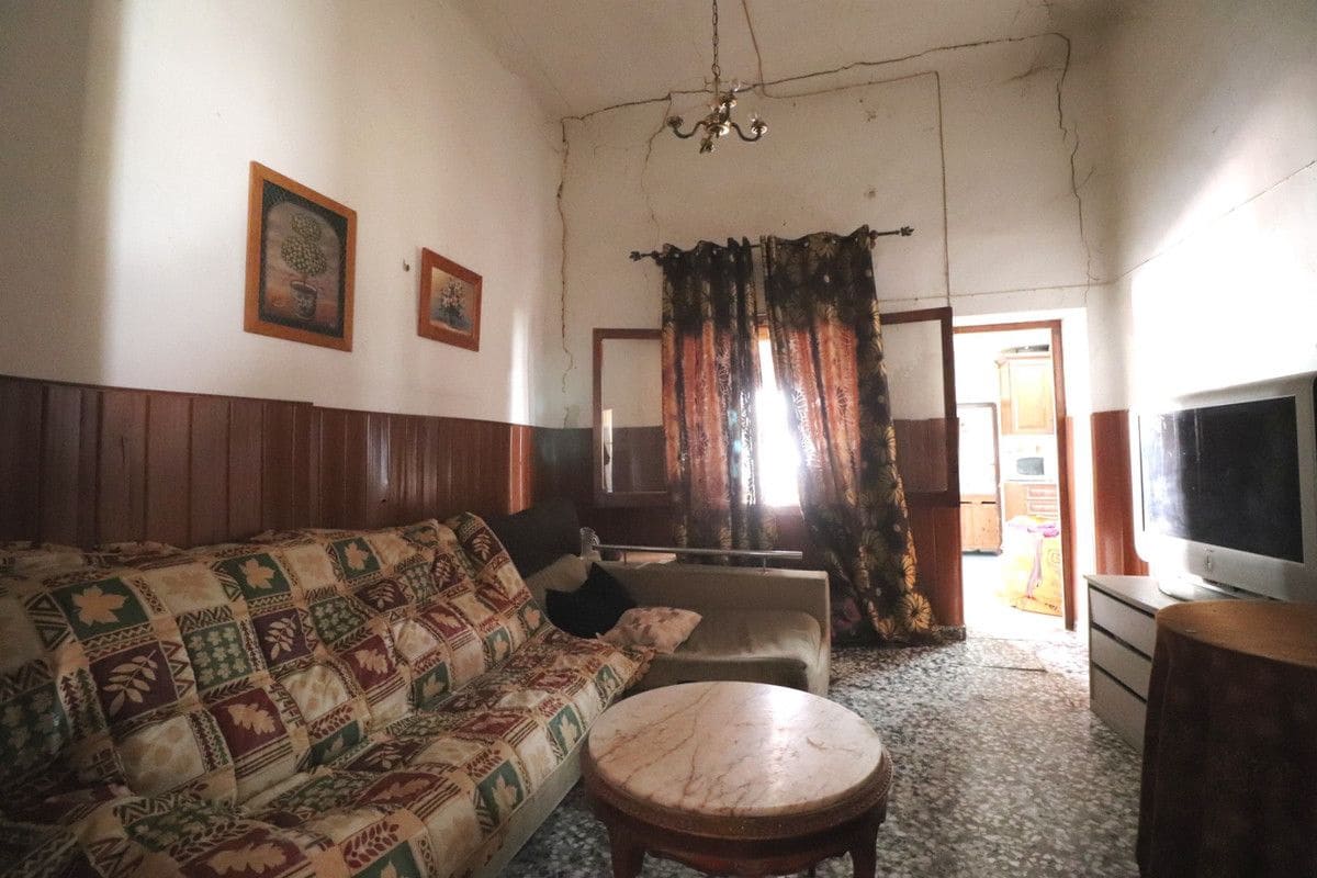 5 makuuhuone Huvila myytävänä paikassa Almoradi - 169 000 € (Ref: 10028472)