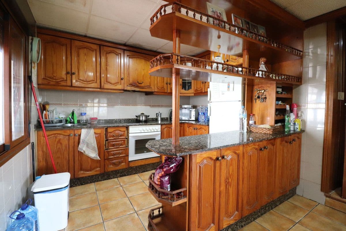 5 makuuhuone Huvila myytävänä paikassa Almoradi - 169 000 € (Ref: 10028472)