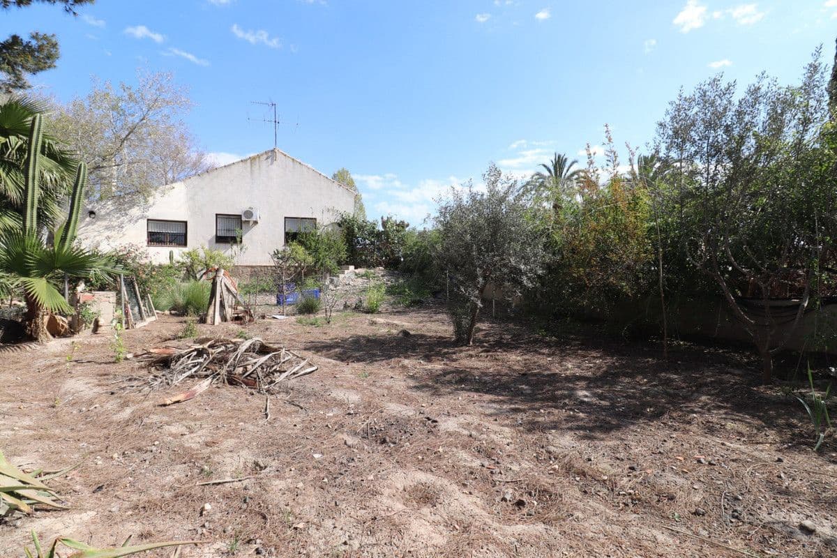5 makuuhuone Huvila myytävänä paikassa Almoradi - 169 000 € (Ref: 10028472)