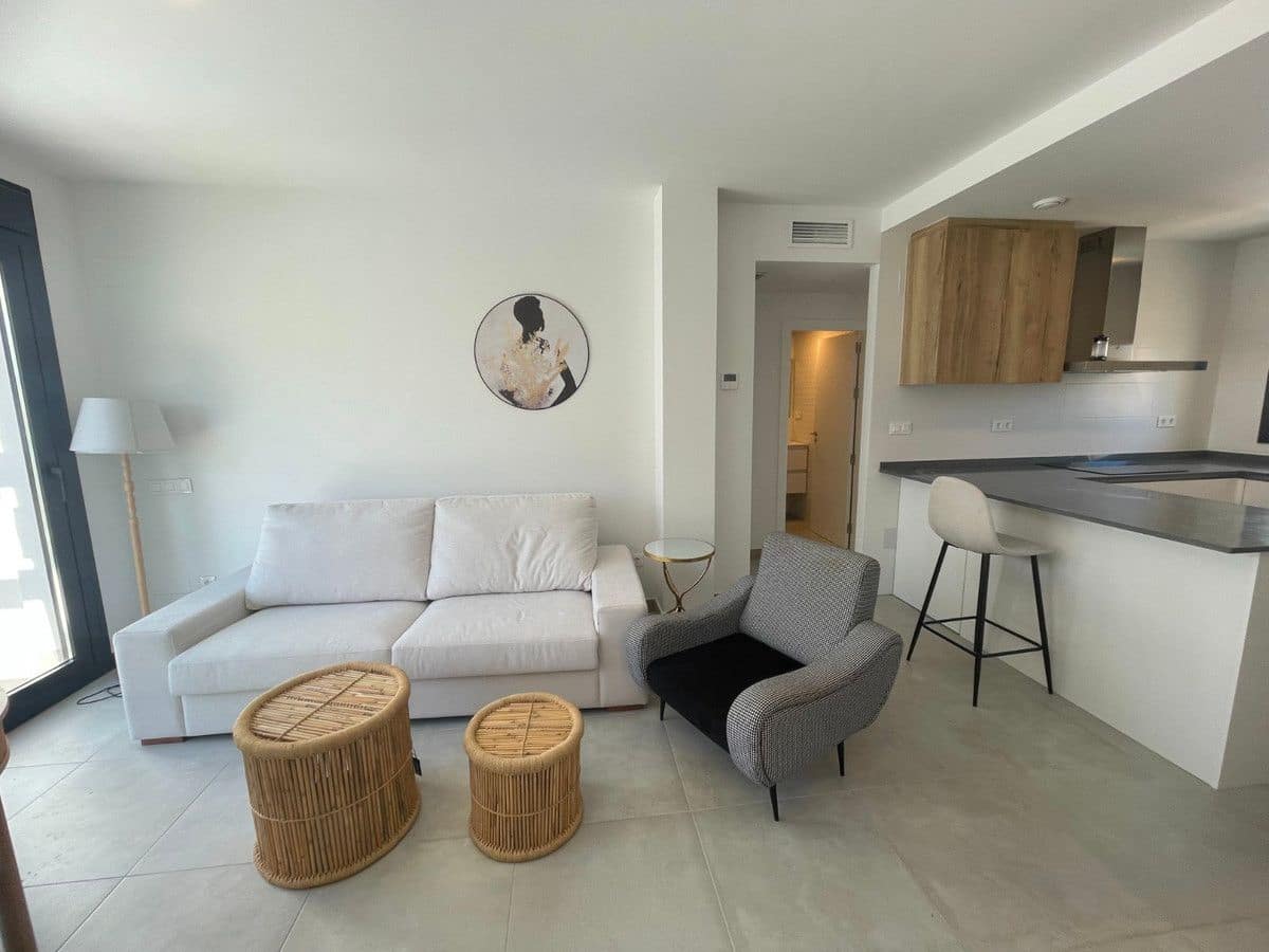 2 makuuhuone Huoneisto myytävänä paikassa Orihuela Costa mukana uima-altaan - 249 000 € (Ref: 10028473)